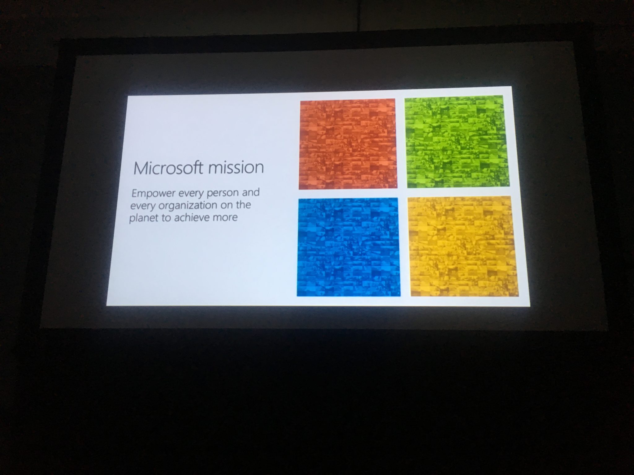 Mixed-Use Reality And Collaboration At Microsoft Ignite